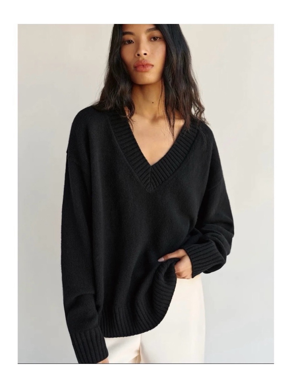 Reformation Black V-Neck Cashmere-Blend Sweater